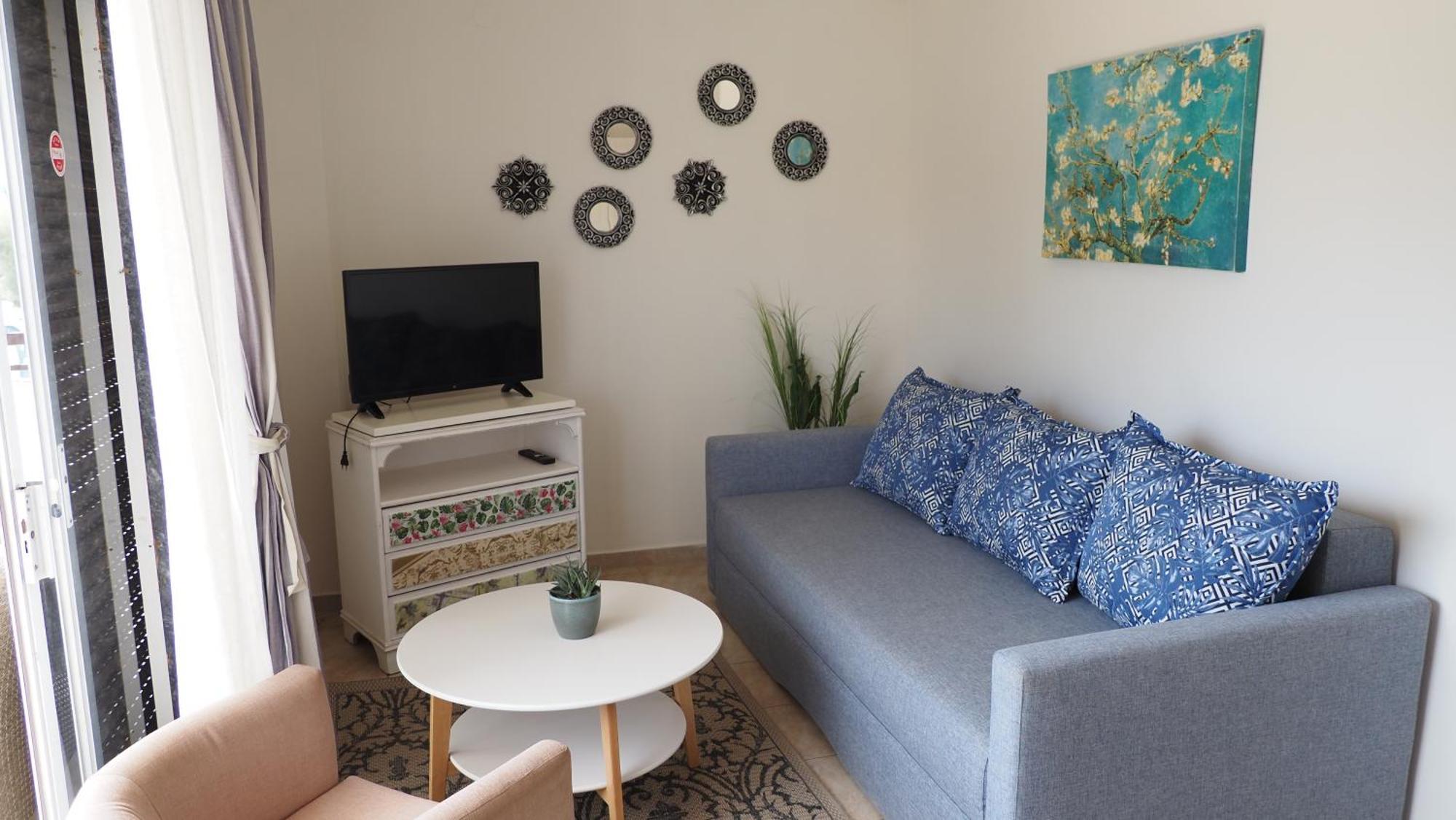 Leonidas Apartments And Suites Mola Kalyva Dış mekan fotoğraf