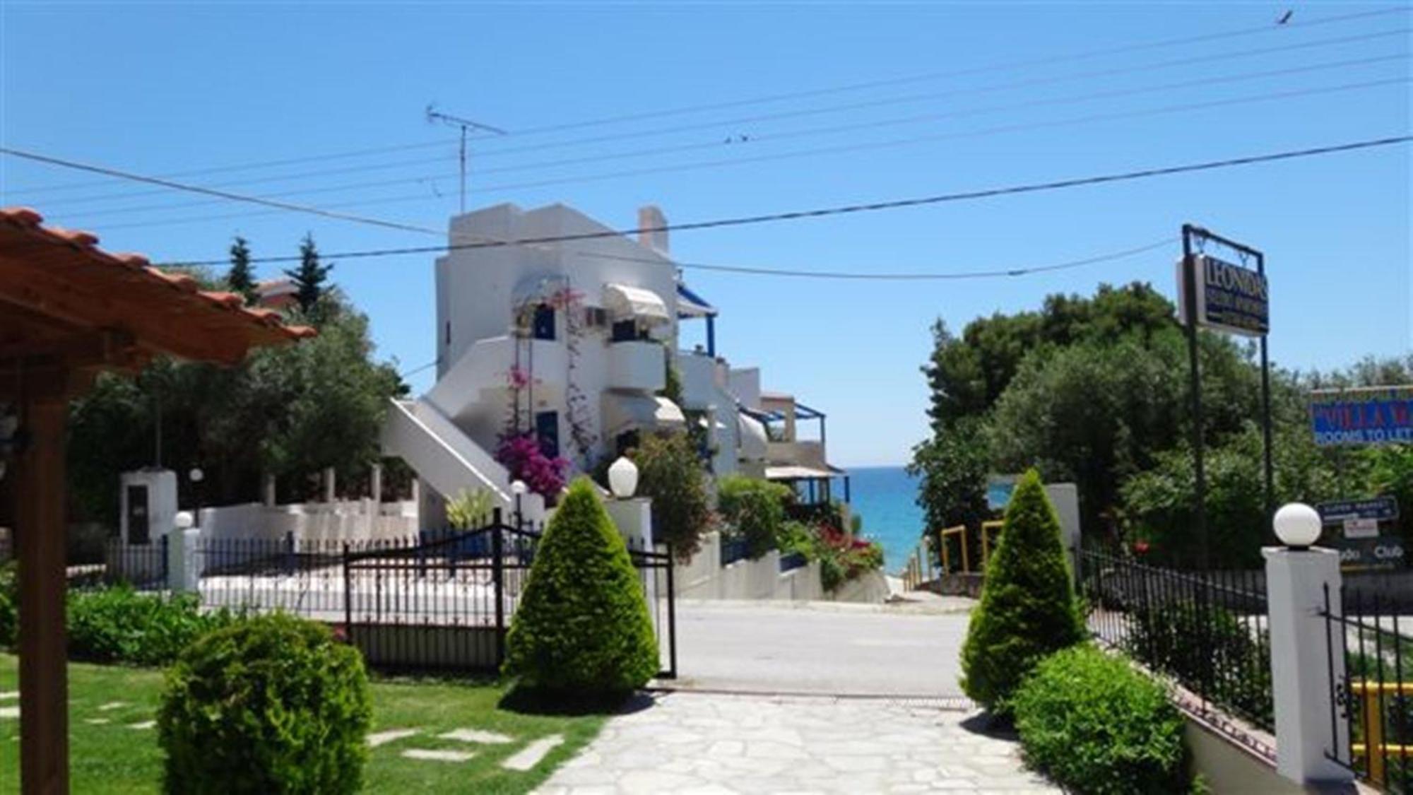 Leonidas Apartments And Suites Mola Kalyva Dış mekan fotoğraf